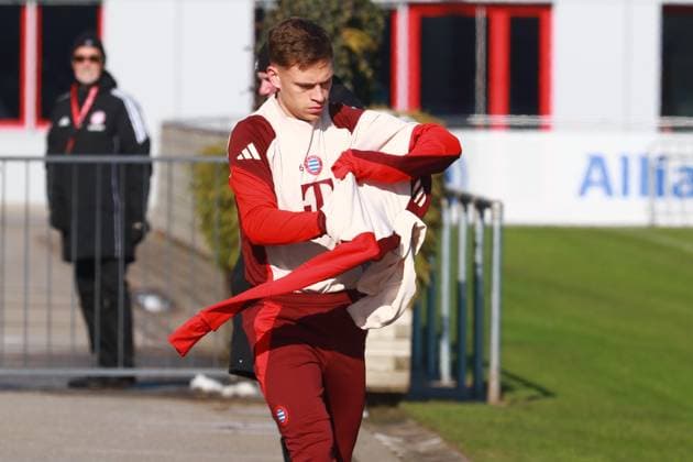 6 Joshua Kimmich, Portraet, Portrait, Football Final training FC Bayern Munich before UEFA Champions League match against Celtic Glasgow 17 02 2025 Training ground, Säbenerstr PHOTO Mladen Lackovic LakoPress