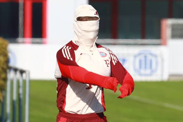 6 Joshua Kimmich, Portraet, Portrait, Football Final training FC Bayern Munich before UEFA Champions League match against Celtic Glasgow 17 02 2025 Training ground, Säbenerstr PHOTO Mladen Lackovic LakoPress