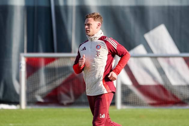 Joshua Kimmich FC Bayern Muenchen, 06 ongoing in training, GER, Final training, FC Bayern Muenchen, Football, UEFA Champions League, Play offs, 2024 2025 season, 17 02 2025, GER, Final training, FC Bayern Muenchen, Football, UEFA Champions League, Play offs, 2024 2025 season, 17 02 2025 Muenchen Copyright: xEibner-Pressefoto JennixMaulx EP_JML