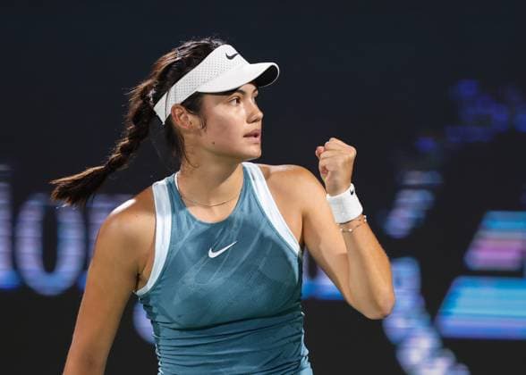 Emma Raducanu makes a fist and cheers,Cheers,Joy,Emotion, Dubai Duty Free Tennis Championships, Dubai, U A E Copyright: xJuergenxHasenkopfx