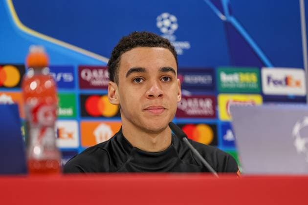 Jamal Musiala FC Bayern Muenchen, 42 at the press conference, GER, International Press Conference, FC Bayern Muenchen, Football, UEFA Champions League, Play offs, 2024 2025 season, 17 02 2025, GER, International Press Conference, FC Bayern Muenchen, Football, UEFA Champions League, Play offs, 2024 2025 season, 17 02 2025 Muenchen Copyright: xEibner-Pressefoto JennixMaulx EP_JML