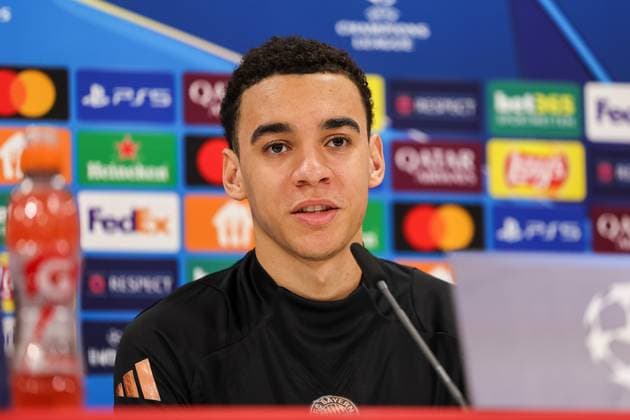 Jamal Musiala FC Bayern Muenchen, 42 at the press conference, GER, International Press Conference, FC Bayern Muenchen, Football, UEFA Champions League, Play offs, 2024 2025 season, 17 02 2025, GER, International Press Conference, FC Bayern Muenchen, Football, UEFA Champions League, Play offs, 2024 2025 season, 17 02 2025 Muenchen Copyright: xEibner-Pressefoto JennixMaulx EP_JML