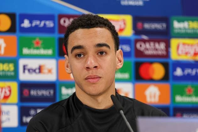 Jamal Musiala FC Bayern Muenchen, 42 at the press conference, GER, International Press Conference, FC Bayern Muenchen, Football, UEFA Champions League, Play offs, 2024 2025 season, 17 02 2025, GER, International Press Conference, FC Bayern Muenchen, Football, UEFA Champions League, Play offs, 2024 2025 season, 17 02 2025 Muenchen Copyright: xEibner-Pressefoto JennixMaulx EP_JML