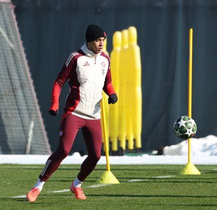 17 02 2025, CL final training, Saebenerstrasse Muenchen,, Football, Sport, in the picture Jamal Musiala FC Bayern Muenchen