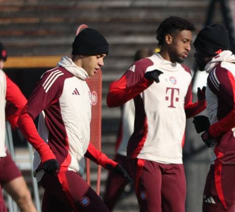 17 02 2025, CL final training, Saebenerstrasse Muenchen,, Soccer, Sports, in the picture Jamal Musiala FC Bayern Muenchen and Kingsley Coman FC Bayern Muenchen