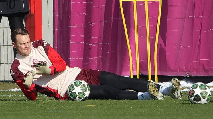 17 02 2025, CL final training, Saebenerstrasse Muenchen,, Football, Sport, in the picture Manuel Neuer FC Bayern Muenchen
