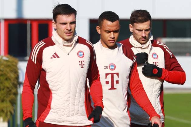 f l 16 Joao Palhinha, 28 Tarek Buchmann, 8 Leon Goretzka, Portraet, Portrait, Group, Football Final training FC Bayern Munich before UEFA Champions League match against Celtic Glasgow 17 02 2025 Training ground, Säbenerstr PHOTO Mladen Lackovic LakoPress