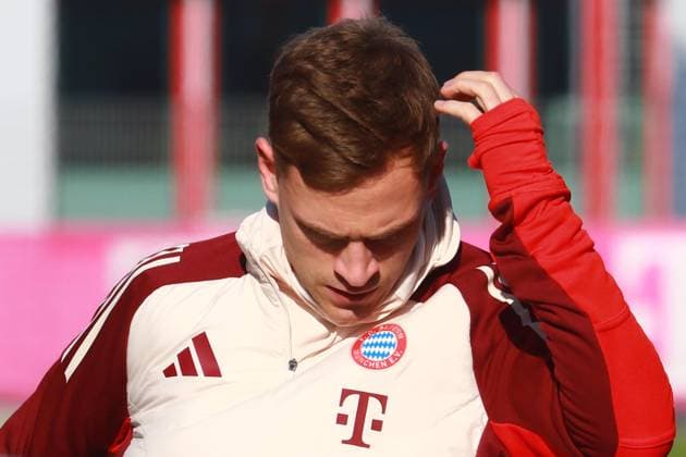 6 Joshua Kimmich, Portraet, Portrait, Gestures, gestures Football Final training FC Bayern Munich before UEFA Champions League match against Celtic Glasgow 17 02 2025 Training ground, Säbenerstr PHOTO Mladen Lackovic LakoPress