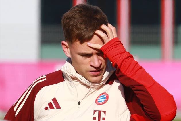 6 Joshua Kimmich, Portraet, Portrait, Gestures, gestures Football Final training FC Bayern Munich before UEFA Champions League match against Celtic Glasgow 17 02 2025 Training ground, Säbenerstr PHOTO Mladen Lackovic LakoPress