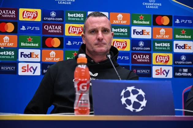 February 17, 2025, Bergamo, Italia: Brugge s coach Nicky Nayen during a press conference, PK, Pressekonferenz on the eve of the UEFA Champions League knockout phase play-offs 2st leg match between Atalanta BC and Club Brugge KV at Bergamo Stadium in Bergamo, Italy, 17 February 2025..ANSA MICHELE MARAVIGLIA Soccer: Champions League; Atalanta-Club Brugge  - ZUMAa110 20250217_zaf_a110_026 Copyright: xMichelexMaravigliax