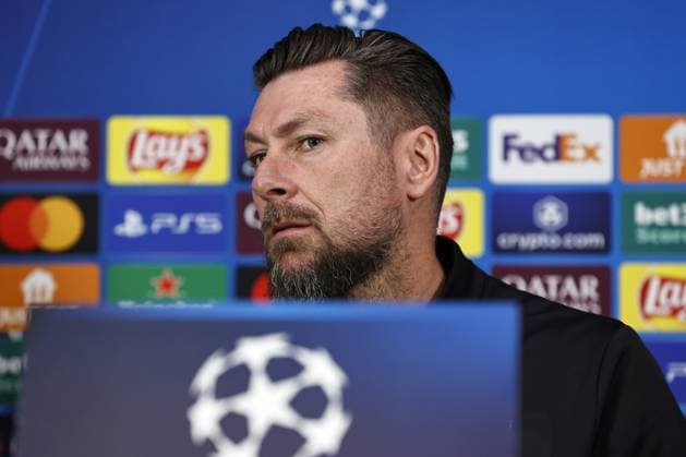 Milan - Feyenoord coach Pascal Bosschaart during the MD-1 press conference, PK, Pressekonferenz ahead of the UEFA Champions League game against AC Milan at San Siro on Feb. 17, 2025 in Milan, Italy. ANP MAURICE VAN STEEN xVIxANPxSportx xxANPxIVx 520250499 originalFilename: 520250499.jpg