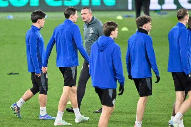 Atalanta v Club Brugge - UEFA Champions League Media Activities 17 02 2025 BERGAMO, ITALY - FEBRUARY 17 : Hayen Nicky head coach of Club Brugge pictured during a training session ahead of the UEFA Champions League 2024 25 knockout phase play-off match second leg between Atalanta and Club Brugge on February 17, 2025 in Bergamo, Italy, 17 02 2025 Bergamo Italy  Copyright: xJanxDexMeuleneirx