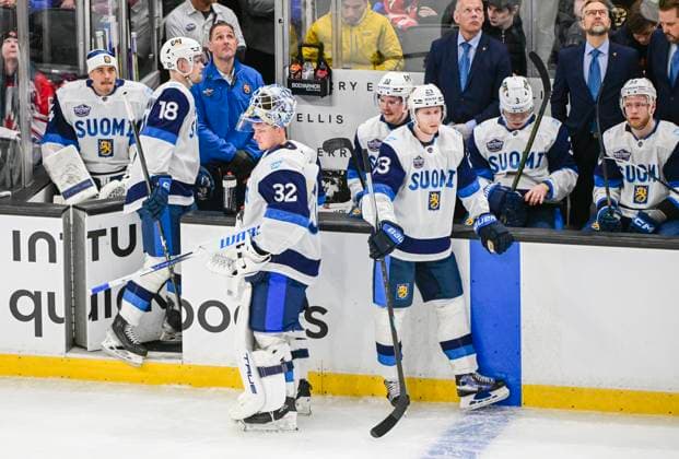 BOSTON, USA, 20250217 The Finnish players are depressed after Canada scored 3 0 during the Four Nations Face Off group stage match between Canada and Finland at Agganis Arena in Boston BOSTON USA x10030x  Copyright: xJonasxEkströmer TTx FOUR NATIONS HOCKEY KANADA-FINLAND