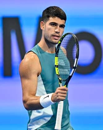 ATP, Tennis Herren QATAR EXXONMOBIL OPEN ROUND OF 32 Carlos Alcaraz of Spain competes in her round of 32 match against Marin Cilic of Croatia during the ATP Qatar ExxonMobil Open 2025 tennis tournament at the Khalifa International Tennis Complex in Doha, Qatar, on February 17, 2025. DOHA Qatar Copyright: xNOUSHADx