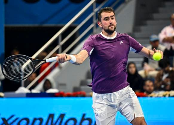ATP, Tennis Herren QATAR EXXONMOBIL OPEN ROUND OF 32 Marin Cilic of Croatia competes in her round of 32 match against Carlos Alcaraz of Spain during the ATP Qatar ExxonMobil Open 2025 tennis tournament at the Khalifa International Tennis Complex in Doha, Qatar, on February 17, 2025. DOHA Qatar Copyright: xNOUSHADx