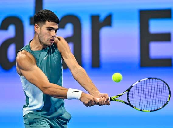 ATP, Tennis Herren QATAR EXXONMOBIL OPEN ROUND OF 32 Carlos Alcaraz of Spain competes in her round of 32 match against Marin Cilic of Croatia during the ATP Qatar ExxonMobil Open 2025 tennis tournament at the Khalifa International Tennis Complex in Doha, Qatar, on February 17, 2025. DOHA Qatar Copyright: xNOUSHADx
