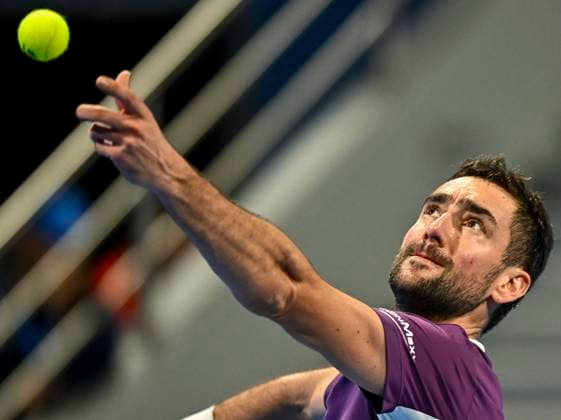 ATP, Tennis Herren QATAR EXXONMOBIL OPEN ROUND OF 32 Marin Cilic of Croatia competes in her round of 32 match against Carlos Alcaraz of Spain during the ATP Qatar ExxonMobil Open 2025 tennis tournament at the Khalifa International Tennis Complex in Doha, Qatar, on February 17, 2025. DOHA Qatar Copyright: xNOUSHADx