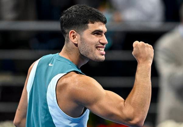 ATP, Tennis Herren QATAR EXXONMOBIL OPEN ROUND OF 32 Carlos Alcaraz of Spain celebrates after winning her round of 32 match against Marin Cilic of Croatia during the ATP Qatar ExxonMobil Open 2025 tennis tournament at the Khalifa International Tennis Complex in Doha, Qatar, on February 17, 2025. DOHA Qatar Copyright: xNOUSHADx
