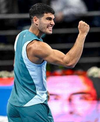 ATP, Tennis Herren QATAR EXXONMOBIL OPEN ROUND OF 32 Carlos Alcaraz of Spain celebrates after winning her round of 32 match against Marin Cilic of Croatia during the ATP Qatar ExxonMobil Open 2025 tennis tournament at the Khalifa International Tennis Complex in Doha, Qatar, on February 17, 2025. DOHA Qatar Copyright: xNOUSHADx