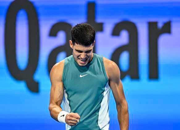 ATP, Tennis Herren QATAR EXXONMOBIL OPEN ROUND OF 32 Carlos Alcaraz of Spain competes in her round of 32 match against Marin Cilic of Croatia during the ATP Qatar ExxonMobil Open 2025 tennis tournament at the Khalifa International Tennis Complex in Doha, Qatar, on February 17, 2025. DOHA Qatar Copyright: xNOUSHADx