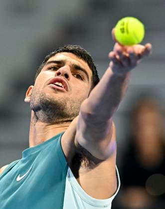 ATP, Tennis Herren QATAR EXXONMOBIL OPEN ROUND OF 32 Carlos Alcaraz of Spain competes in her round of 32 match against Marin Cilic of Croatia during the ATP Qatar ExxonMobil Open 2025 tennis tournament at the Khalifa International Tennis Complex in Doha, Qatar, on February 17, 2025. DOHA Qatar Copyright: xNOUSHADx