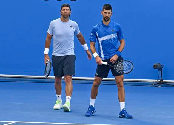 ATP, Tennis Herren QATAR EXXONMOBIL OPEN DOUBLES ROUND OF 16 Novak Djokovic (R) of Serbia and Fernando Verdasco of Spain react during their doubles round of 16 match against Alexander Bublik of Kazakistan and Karen Khachanov of Russia at the ATP Qatar ExxonMobil Open 2025 tennis tournament at the Khalifa International Tennis Complex in Doha, Qatar, on February 17, 2025. DOHA Qatar Copyright: xNOUSHADx