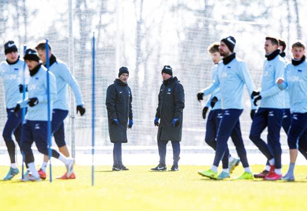 Football, Men, Season 2024 25, 2 Bundesliga, Hertha BSC, Training, f l Coach Stefan Leitl Hertha BSC , Co Coach Armin Reutershahn Hertha BSC , 18 02 2025, Copyright: xSebastianxRäppold MatthiasxKochx