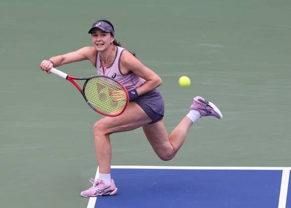 Eva Lys GER , Dubai Duty Free Tennis Championships, Dubai, U A E Copyright: xJuergenxHasenkopfx