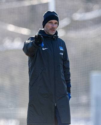 Soccer, Men, Season 2024 25, 2 Bundesliga, Hertha BSC, Training, Coach Stefan Leitl Hertha BSC , 18 02 2025, Copyright: xSebastianxRäppold MatthiasxKochx