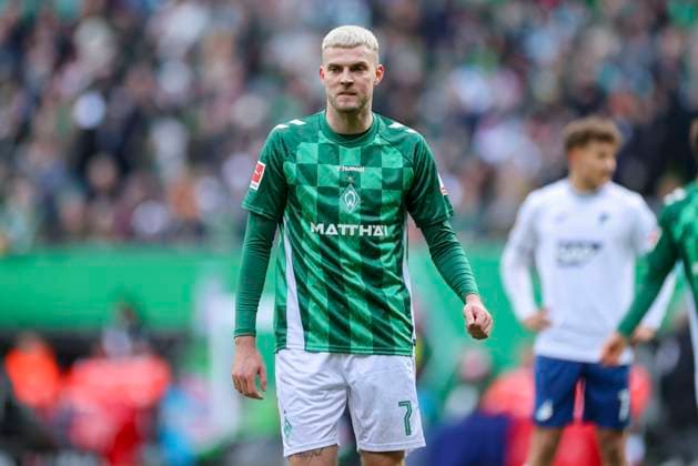 Marvin Ducksch Werder Bremen looks disappointed, Bundesliga, SV Werder Bremen v TSG 1899 Hoffenheim, Weser Stadium on February 16, 2025 in Bremen, Germany Photo by Marco Steinbrenner DeFodi Images Marvin Ducksch Werder Bremen looks disappointed, Bundesliga, SV Werder Bremen v TSG 1899 Hoffenheim, Weser Stadium, February 16, 2025 in Bremen, Germany Photo by Marco Steinbrenner DeFodi Images DFL regulations prohibit any use of photographs as image sequences and or quasi video Defodi 700 bremen hoffen 20250216 161 Defodi-700 DFL regulations prohibit any use of photographs as image sequences and or quasi-video.