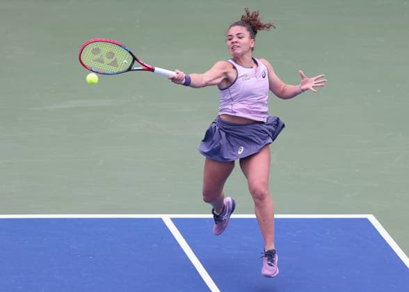 Jasmine Paolini, Dubai Duty Free Tennis Championships, Dubai, U A E Copyright: xJuergenxHasenkopfx
