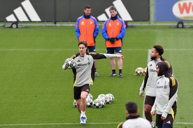 Kenan Yildiz of Juventus FC during the 2024 2025 Champions League training at JTC Continassa on February 18, 2025 in Turin, Italy - ph Giuliano Marchisciano  Copyright: xGiulianoxMarchisciano IPAxSportx xipa-agency.netx xx IPA_54247800 IPA_Agency_IPA54247800