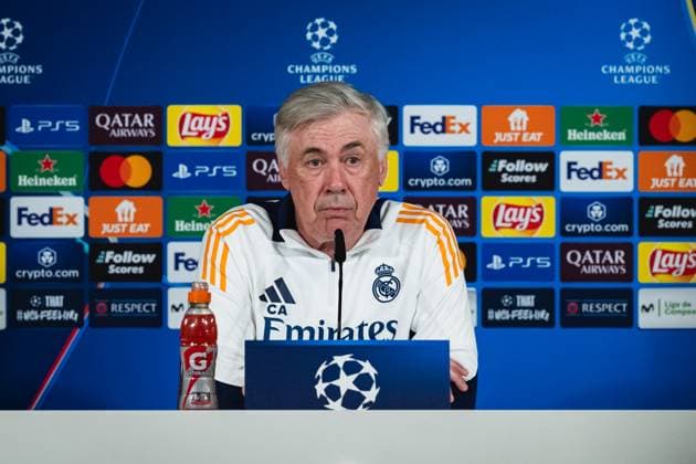 UEFA Champions League 2024 25 League Knockout Play-off Second Leg: Real Madrid Training Session and press conference, PK, Pressekonferenz Carlo Ancelotti, head coach of Real Madrid CF, seen speaking during the UEFA Champions League 2024 25 League Knockout Play-off Second Leg Training And Press Conference at Ciudad Real Madrid on February 18, 2025 in Madrid, Spain. Valdebebas Ciudad Real Madrid Madrid Spain Copyright: xAlbertoxGardinx AGardin_20250218_Real_Madrid_Training_Press_0272