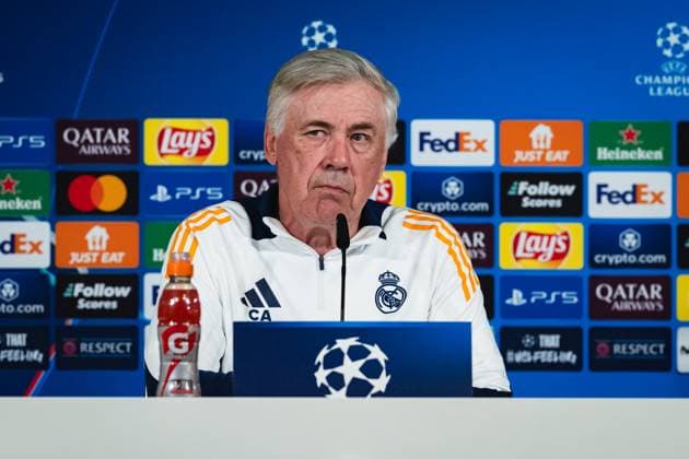 UEFA Champions League 2024 25 League Knockout Play-off Second Leg: Real Madrid Training Session and press conference, PK, Pressekonferenz Carlo Ancelotti, head coach of Real Madrid CF, seen speaking during the UEFA Champions League 2024 25 League Knockout Play-off Second Leg Training And Press Conference at Ciudad Real Madrid on February 18, 2025 in Madrid, Spain. Valdebebas Ciudad Real Madrid Madrid Spain Copyright: xAlbertoxGardinx AGardin_20250218_Real_Madrid_Training_Press_0276