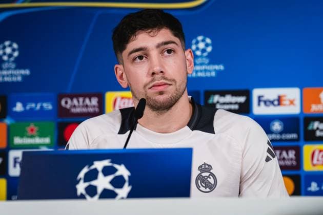 UEFA Champions League 2024 25 League Knockout Play-off Second Leg: Real Madrid Training Session and press conference, PK, Pressekonferenz Federico Valverde of Real Madrid CF seen speaking during the UEFA Champions League 2024 25 League Knockout Play-off Second Leg Training And Press Conference at Ciudad Real Madrid on February 18, 2025 in Madrid, Spain. Valdebebas Ciudad Real Madrid Madrid Spain Copyright: xAlbertoxGardinx AGardin_20250218_Real_Madrid_Training_Press_0301