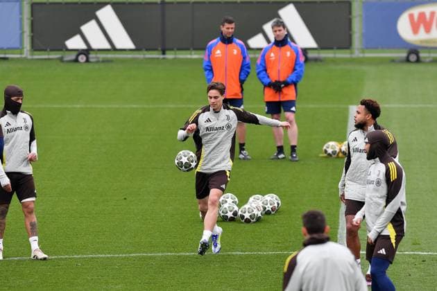 CALCIO - UEFA Champions League - Juventus Training Kenan Yildiz of Juventus FC during the 2024 2025 Champions League training at JTC Continassa on February 18, 2025 in Turin, Italy - ph Giuliano Marchisciano Turin Italy  Copyright: xIPAxSport ABACAx