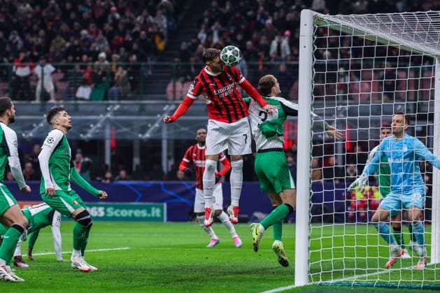 CALCIO - UEFA Champions League - AC Milan vs Feyernood Santiago Gimenez of AC Milan scores a goal during UEFA Champions League 2024 25 Knockout phase play-offs 2nd leg football match between AC Milan and Feyenoord Rotterdam at San Siro Stadium Milan Italy  Copyright: xIPAxSport ABACAx