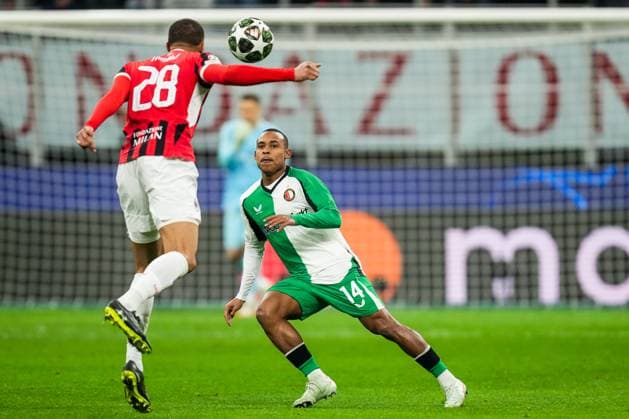 UEFA Champions League: AC Milan v Feyenoord Milan - Malick Thiaw of AC Milan, Igor Paixao of Feyenoord during the 2nd leg of the knockout phase play-offs of new format of the Champions League 2024 2025. The match is set between AC Milan and Feyenoord at Giuseppe Meazza San Siro on 18 February 2025 in Milan, Italy. Copyright: xYannickxVerhoevenx