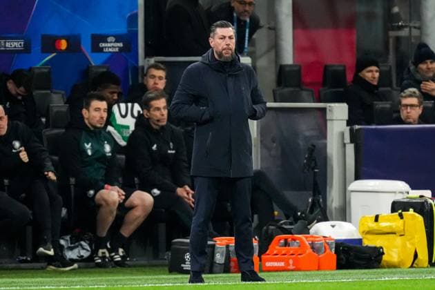 UEFA Champions League: AC Milan v Feyenoord Milan - Feyenoord coach Pascal Bosschaart during the 2nd leg of the knockout phase play-offs of new format of the Champions League 2024 2025. The match is set between AC Milan and Feyenoord at Giuseppe Meazza San Siro on 18 February 2025 in Milan, Italy. Copyright: xYannickxVerhoevenx