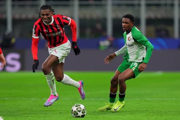 AC MilanÕs Rafael Leao during the Uefa Champions League soccer match between Ac Milan and Feyenoord at the San Siro Stadium in Milan, north Italy - Tuesday , February 18 , 2025. - Soccer .  Copyright: xSpada LaPressex