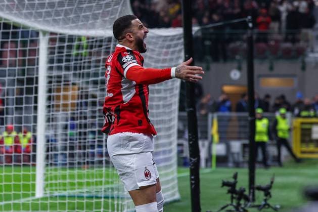 AC Milan vs Feyenoord Rotterdam UEFA Champions League 2024 25 Knockout phase play offs 2nd leg 18 02 2025 Kyle Andrew Walker of AC Milan celebrates during UEFA Champions League 2024 25 Knockout phase play offs 2nd leg football match between AC Milan and Feyenoord Rotterdam at San Siro Stadium Copyright: xBEAUTIFULxSPORTS Carabellix