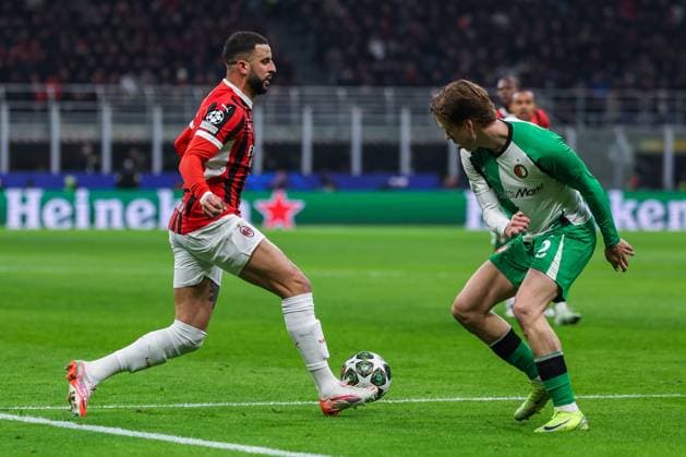 Kyle Andrew Walker of AC Milan seen in action during UEFA Champions League 2024 25 Knockout phase play-offs 2nd leg football match between AC Milan and Feyenoord Rotterdam at San Siro Stadium  Copyright: xFabrizioxCarabelli IPAxSportx xipa-agency.netx xx IPA_54259426 IPA_Agency_IPA54259426