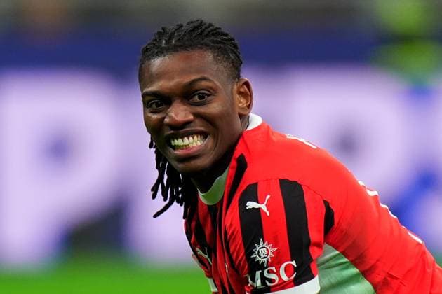 AC MilanÕs Rafael Leao during the Uefa Champions League soccer match between Ac Milan and Feyenoord at the San Siro Stadium in Milan, north Italy - Tuesday , February 18 , 2025. - Soccer .  Copyright: xSpada LaPressex