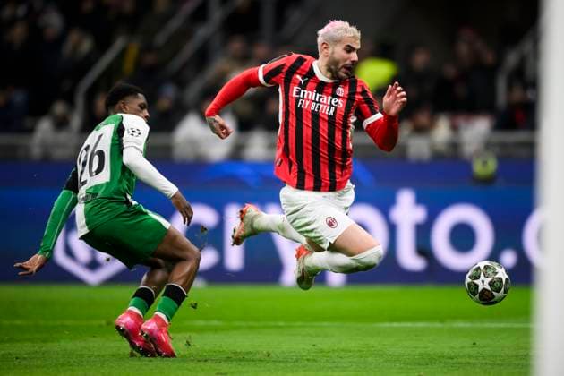 AC Milan v Feyenoord - UEFA Champions League Theo Hernandez of AC Milan dives leading to second yellow card during the UEFA Champions League 2024 25 knockout phase play-off second leg football match between AC Milan and Feyenoord. Milan Italy Copyright: xNicolòxCampox
