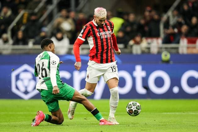 Milan, Italy, February 18st 2025: Theo Hernandez (Milan) during the match between Milan and Feyenoord for UEFA Champions League at San Siro Stadium, Italy. (RogÃ rio Moroti SPP) Copyright: xRogÃ rioxMorotix xSPPx spp-en-RoMoSp-AP5W8374