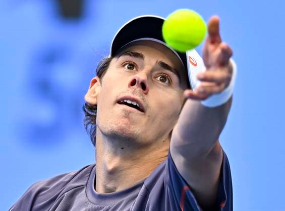 ATP, Tennis Herren QATAR EXXONMOBIL OPEN ROUND OF 32 Alex De Minaur of Australia competes in her round of 32 match against Roman Safiullin during the ATP Qatar ExxonMobil Open 2025 tennis tournament at the Khalifa International Tennis Complex in Doha, Qatar, on February 18, 2025. DOHA Qatar Copyright: xNoushadxThekkayilx