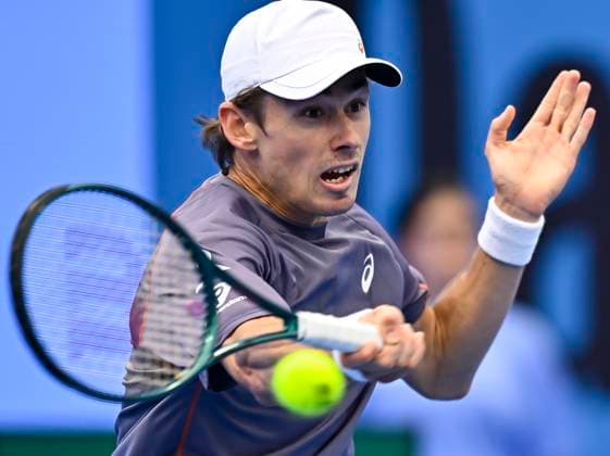 ATP, Tennis Herren QATAR EXXONMOBIL OPEN ROUND OF 32 Alex De Minaur of Australia competes in her round of 32 match against Roman Safiullin during the ATP Qatar ExxonMobil Open 2025 tennis tournament at the Khalifa International Tennis Complex in Doha, Qatar, on February 18, 2025. DOHA Qatar Copyright: xNoushadxThekkayilx