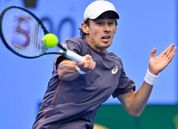 ATP, Tennis Herren QATAR EXXONMOBIL OPEN ROUND OF 32 Alex De Minaur of Australia competes in her round of 32 match against Roman Safiullin during the ATP Qatar ExxonMobil Open 2025 tennis tournament at the Khalifa International Tennis Complex in Doha, Qatar, on February 18, 2025. DOHA Qatar Copyright: xNoushadxThekkayilx