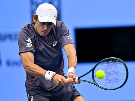 ATP, Tennis Herren QATAR EXXONMOBIL OPEN ROUND OF 32 Alex De Minaur of Australia competes in her round of 32 match against Roman Safiullin during the ATP Qatar ExxonMobil Open 2025 tennis tournament at the Khalifa International Tennis Complex in Doha, Qatar, on February 18, 2025. DOHA Qatar Copyright: xNoushadxThekkayilx