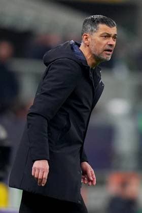 AC MilanÕs head coach Sergio Conceicao during the Uefa Champions League soccer match between Ac Milan and Feyenoord at the San Siro Stadium in Milan, north Italy - Tuesday , February 18 , 2025. - Soccer .  Copyright: xSpada LaPressex